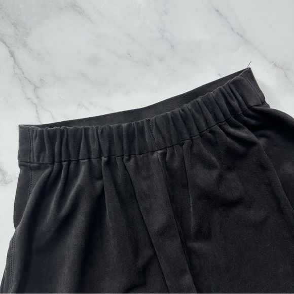 Aritzia Wilfred Black Boissier High Waisted Shorts - Picture 8 of 16